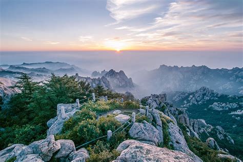 如何坐車去嶗山?嶗山的風景不僅僅是山景，它還蘊含著一種悠遠的文化氣息。